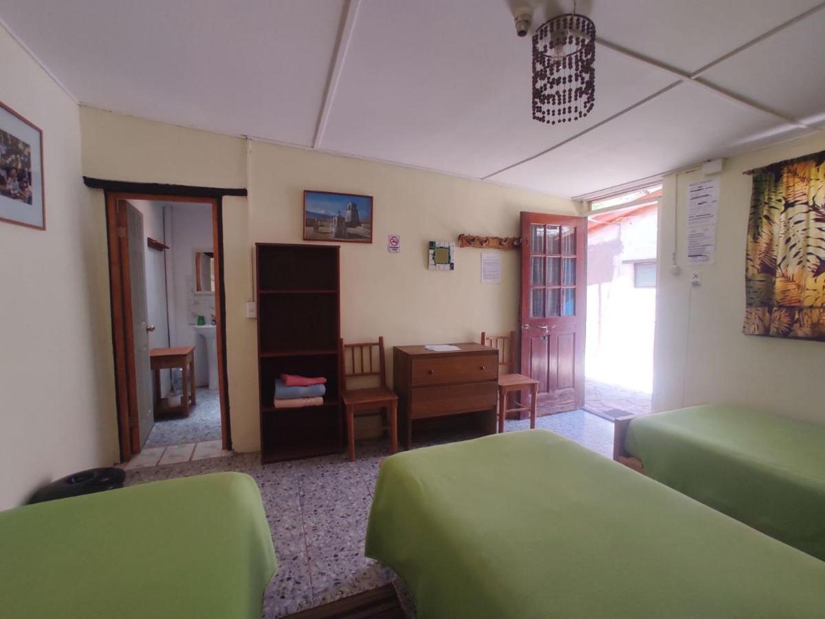 Hostal Sonchek San Pedro de Atacama Exterior photo