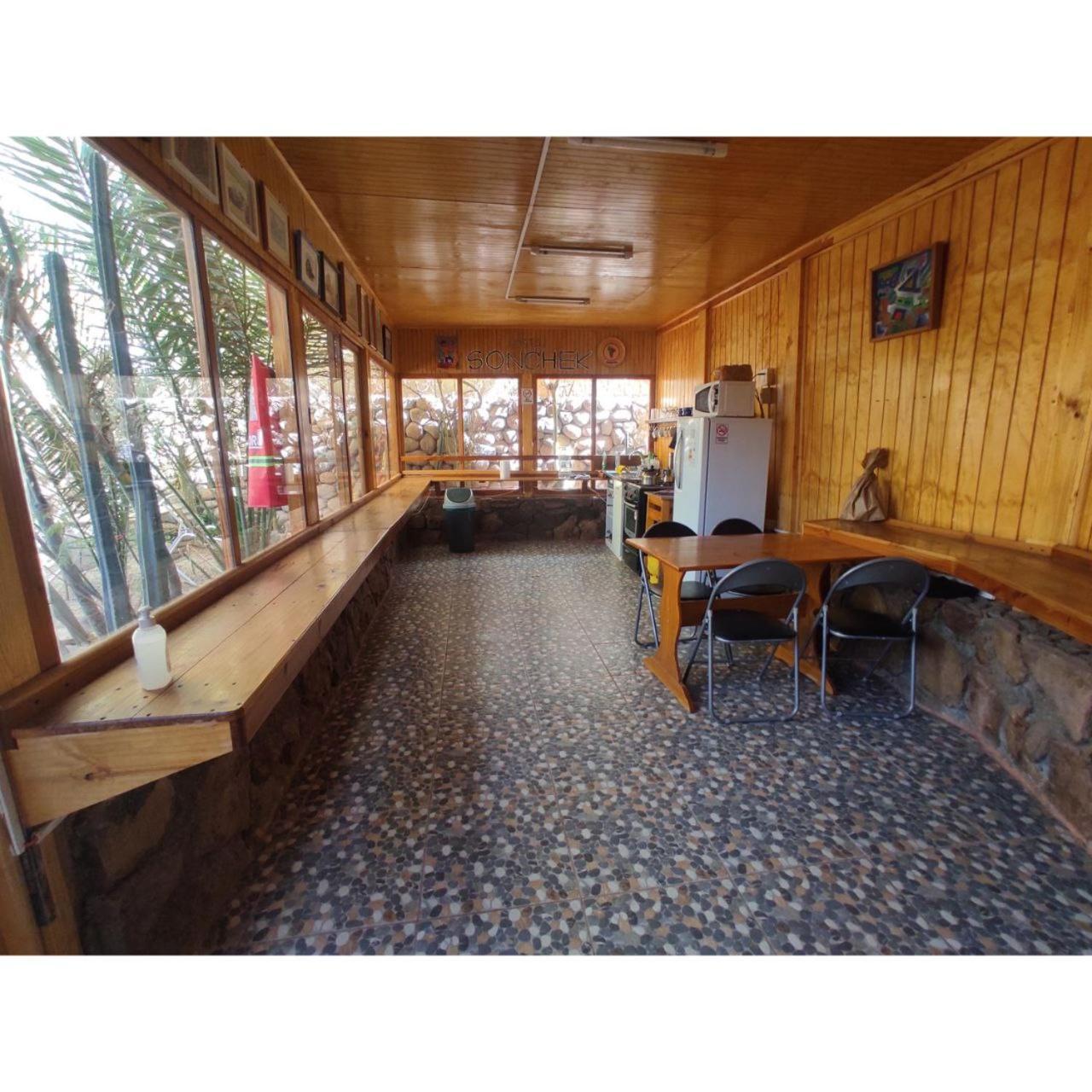 Hostal Sonchek San Pedro de Atacama Exterior photo