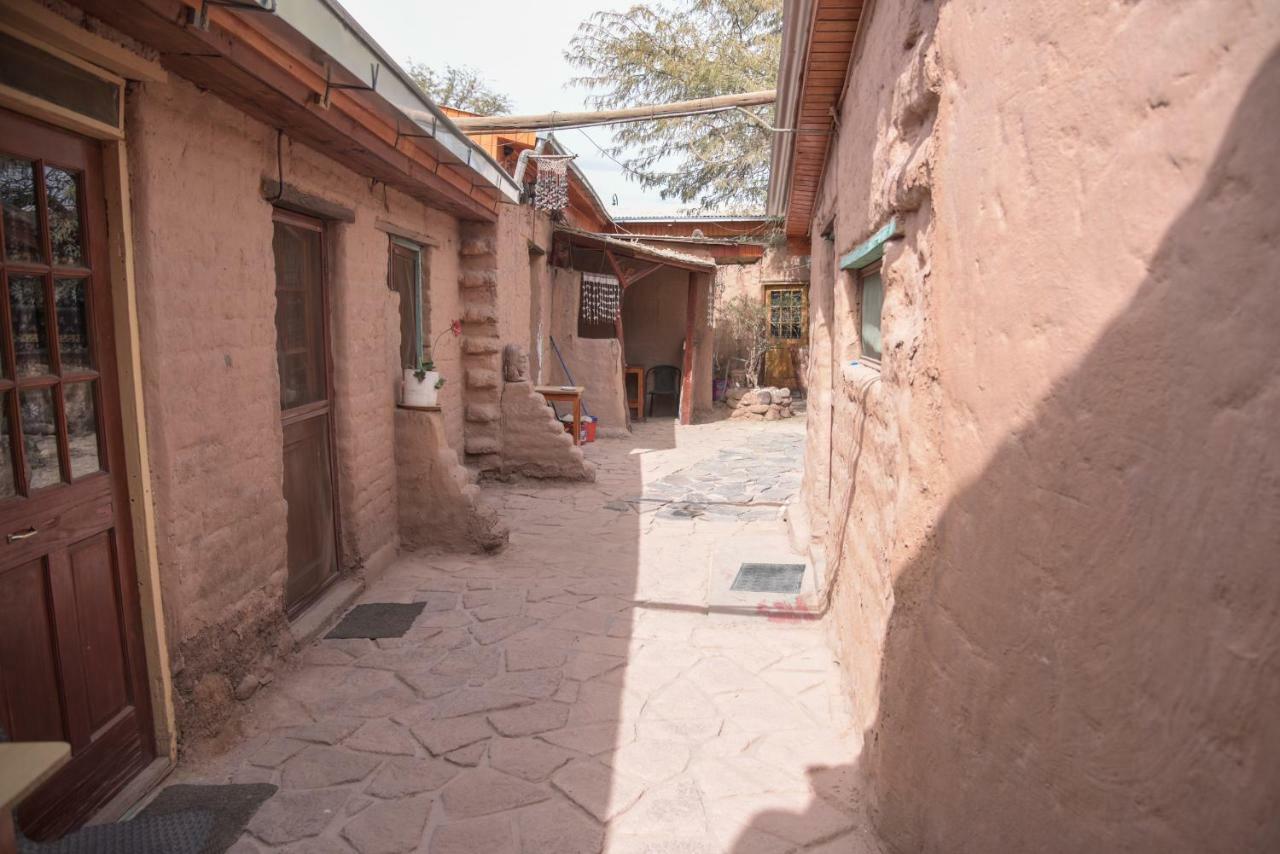 Hostal Sonchek San Pedro de Atacama Exterior photo